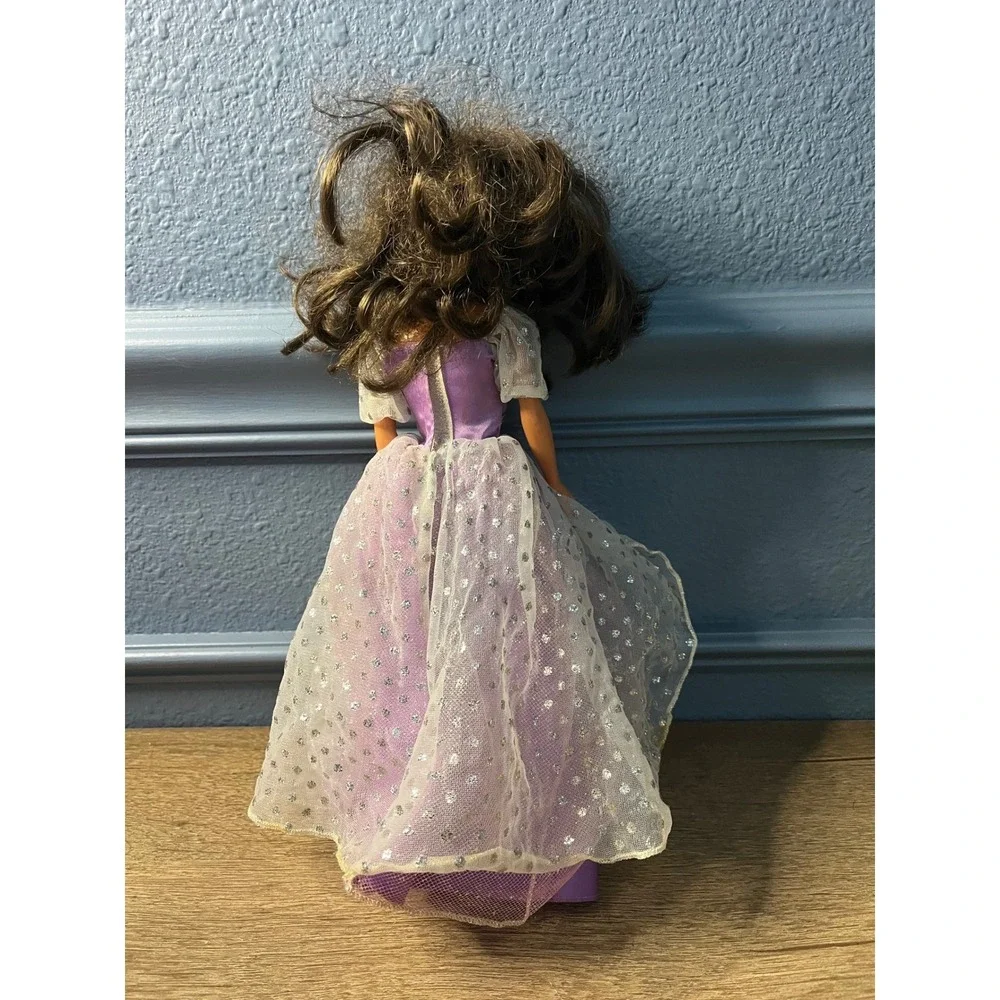 Vintage Barbie Doll Princess Bride Ball Gown Lavender‎ Sparkle Dress Doll Toy